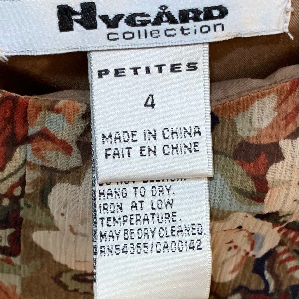 Nygard Petite Maxi Length Skirt Floral Print with Ruffles Size 4 - Picture 4 of 5
